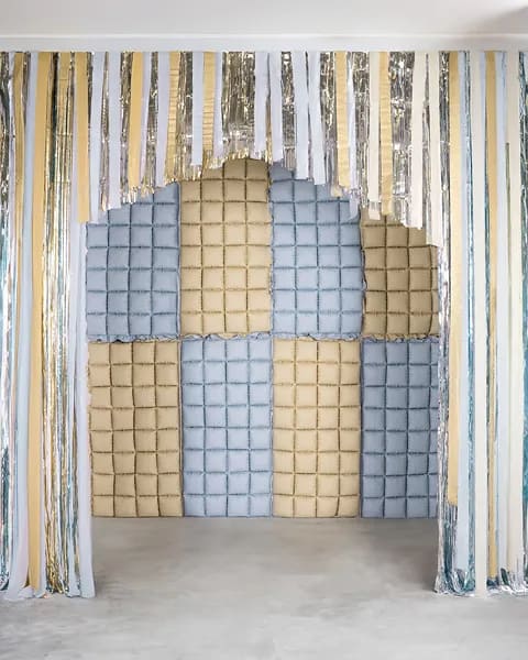 balao azul e bejea Painel de balões Azul e beje